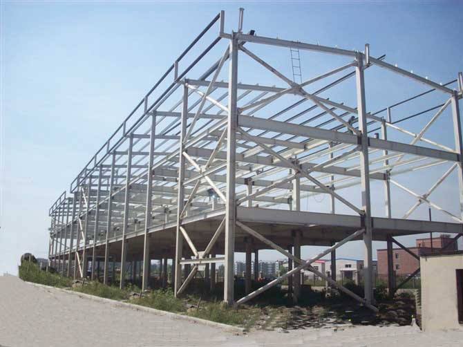 白山网架加工之眼跳岩对管桁架的影响